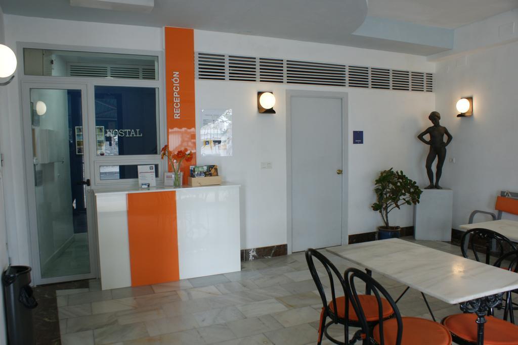 Hostal Puerto Beach Motril Exteriör bild